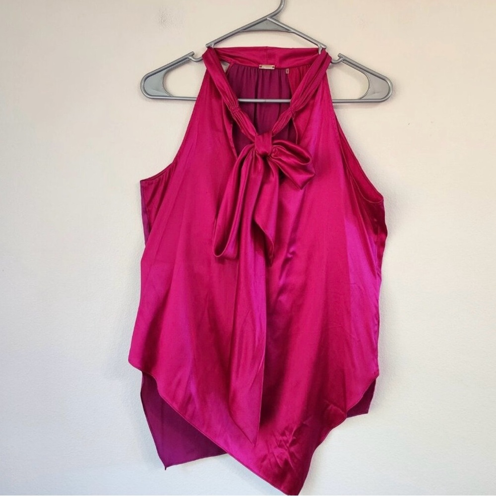 Elie Tahari Halter Sleeveless Top Fuchsia Silk Blend, XS, Asymetric Hem,Pullover